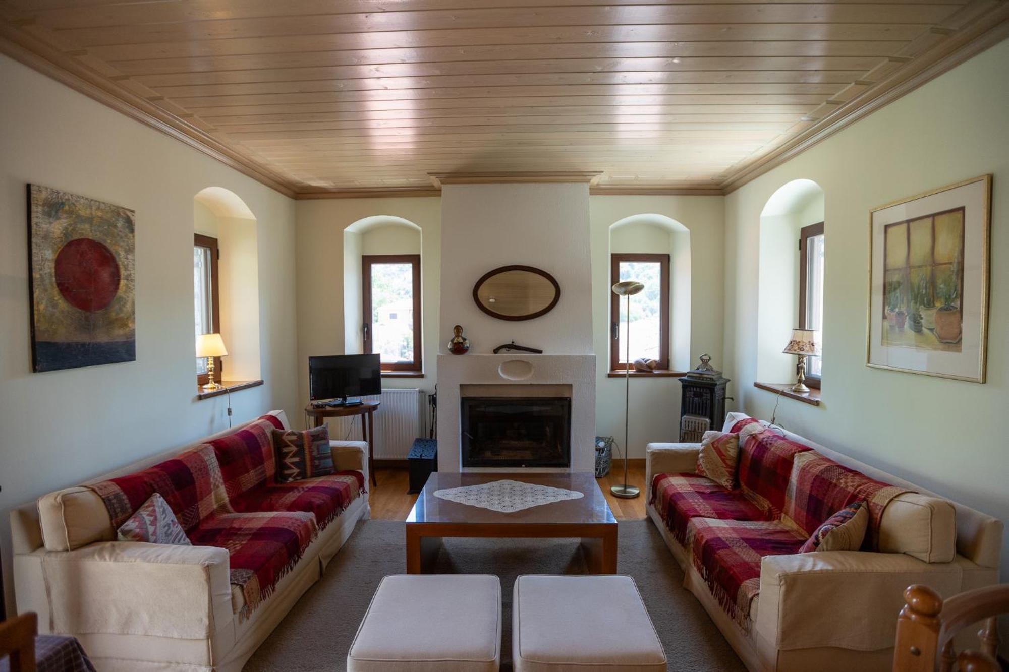Rustic Home In Heart Of Stemnitsa Luaran gambar
